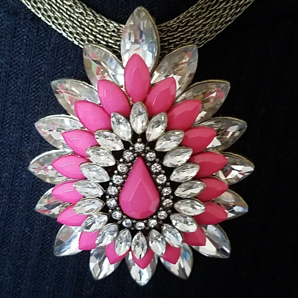 Abstract Necklace - Picture 3 of 5